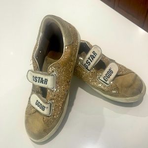 Golden goose size 33